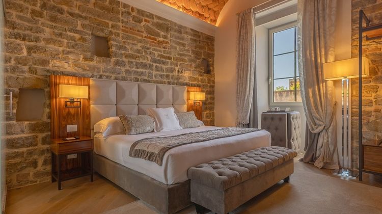 Donati Luxury Tower Suite