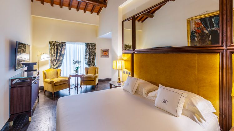 Hotel Regency Suite