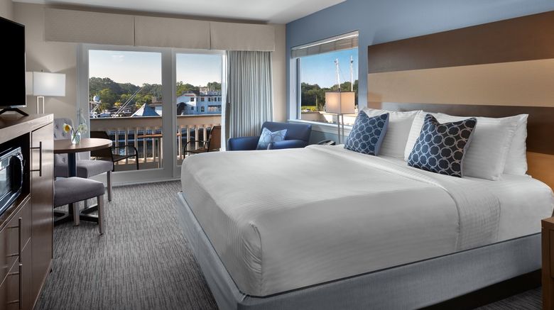 <b>Shem Creek Inn Room</b>. Images powered by <a href="https://www.leonardoworldwide.com/" title="Leonardo Worldwide" target="_blank">Leonardo</a>.