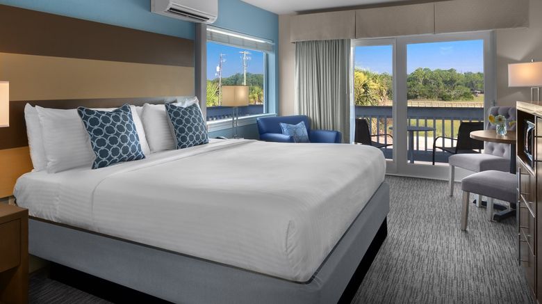 <b>Shem Creek Inn Room</b>. Images powered by <a href="https://www.leonardoworldwide.com/" title="Leonardo Worldwide" target="_blank">Leonardo</a>.