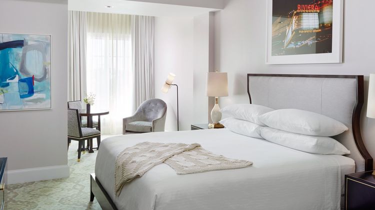 The Spectator Hotel Suite