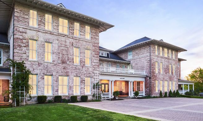 The Inn at Carnall Hall Exterior