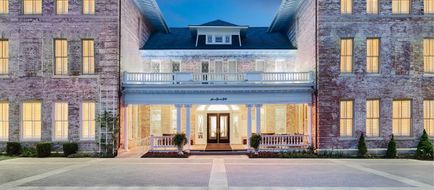 The Inn at Carnall Hall Exterior