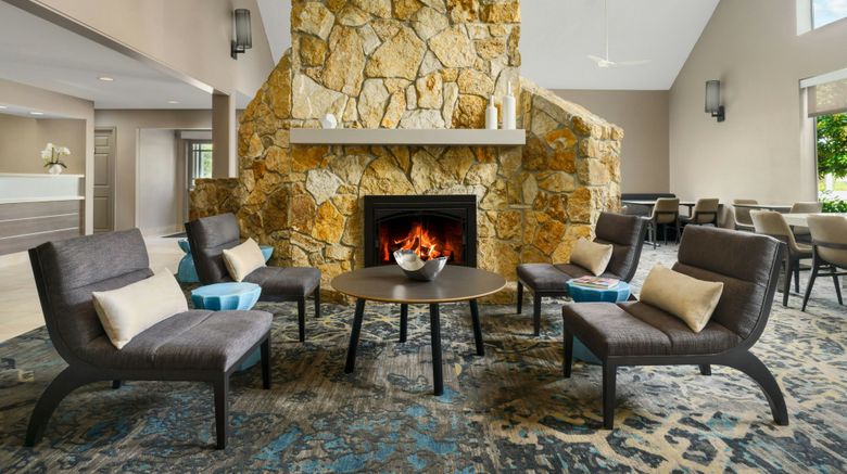 <b>Residence Inn Seattle North/Lynnwood Lobby</b>. Images powered by <a href="https://www.leonardoworldwide.com/" title="Leonardo Worldwide" target="_blank">Leonardo</a>.