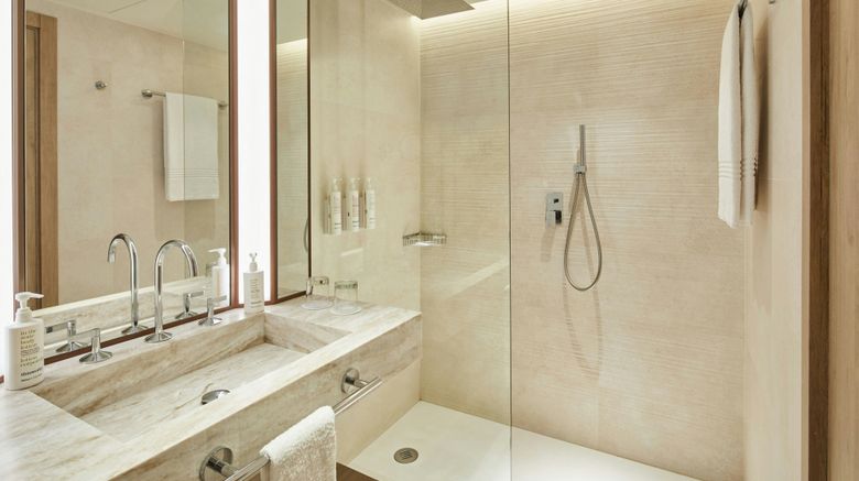 <b>Madrid Marriott Hotel Princesa Plaza Room</b>. Images powered by <a href="https://www.leonardoworldwide.com/" title="Leonardo Worldwide" target="_blank">Leonardo</a>.