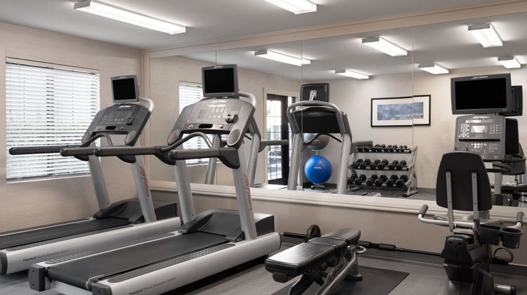 Staybridge Suites Burlington Health Club