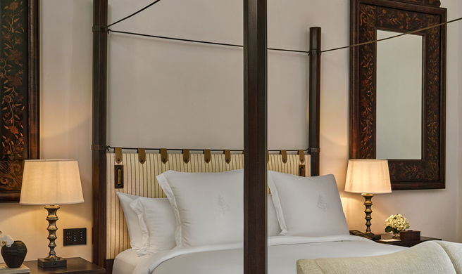 Four Seasons Hotel and Residences Exterior