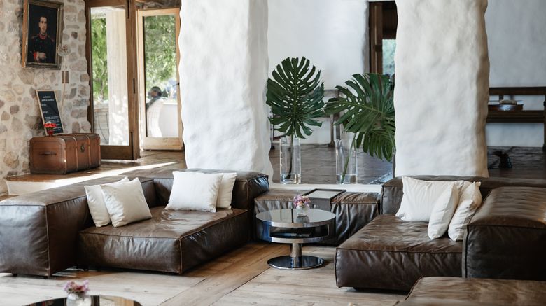 <b>Finca La Donaira Room</b>. Images powered by <a href="https://www.leonardoworldwide.com/" title="Leonardo Worldwide" target="_blank">Leonardo</a>.