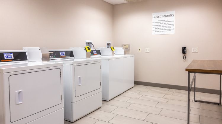 Holiday Inn Express Wichita Airport Other