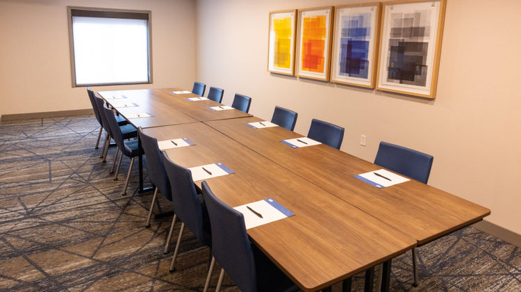 Holiday Inn Express Wichita Airport Meeting
