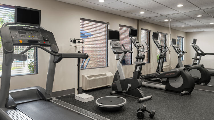 Holiday Inn Express Hotel & Suites Health Club