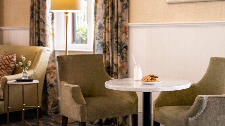 <b>The Meeting Street Inn Room</b>. Images powered by <a href="https://www.leonardoworldwide.com/" title="Leonardo Worldwide" target="_blank">Leonardo</a>.