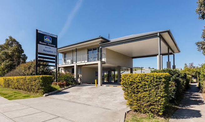Hunter Gateway Motel Exterior