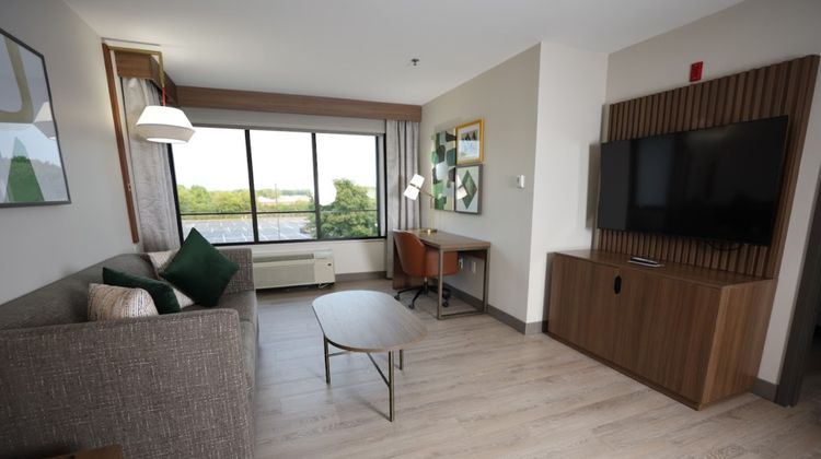 Holiday Inn St Louis/Fairview Heights Suite