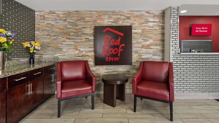 Red Roof Inn Baton Rouge Lobby