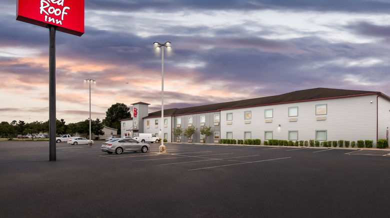 <b>Red Roof Inn Baton Rouge Exterior</b>. Images powered by <a href="https://www.leonardoworldwide.com/" title="Leonardo Worldwide" target="_blank">Leonardo</a>.