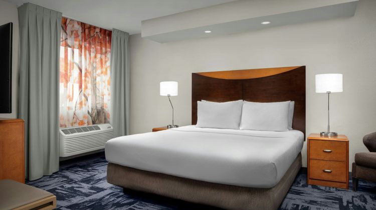 Fairfield Inn Albuquerque Airport Suite