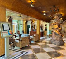 Palau Central Hotel Lobby