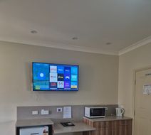 Pittsworth Motor Inn Room