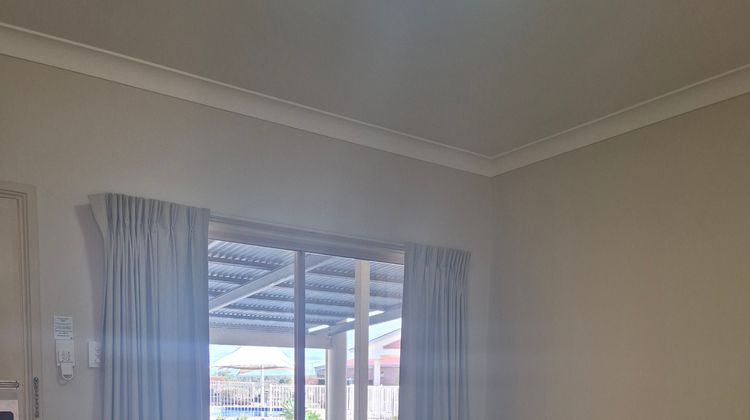 Pittsworth Motor Inn Room