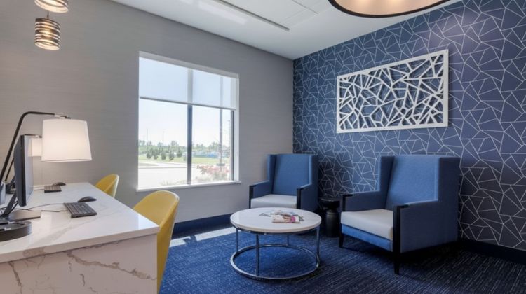 Holiday Inn Express & Suites Choctaw Other