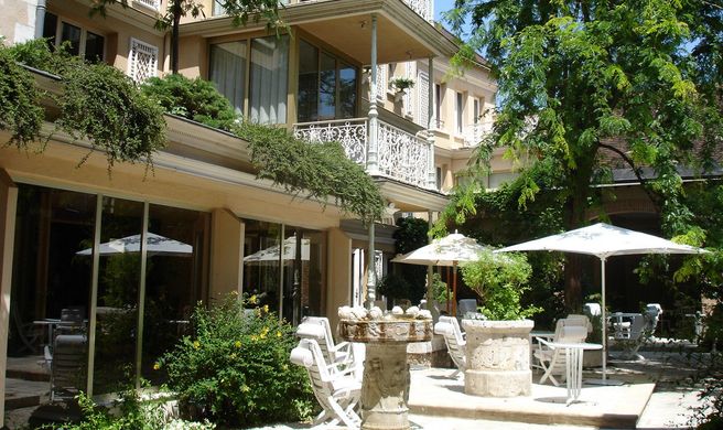 Grand Hotel du Lion d'Or Exterior