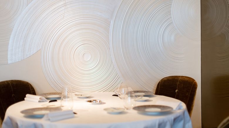 <b>Grand Hotel du Lion d'Or Restaurant</b>. Images powered by <a href="https://www.leonardoworldwide.com/" title="Leonardo Worldwide" target="_blank">Leonardo</a>.