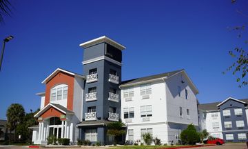 Candlewood Suites Houston Space Center
