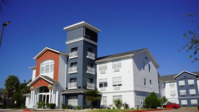 Candlewood Suites Houston Space Center