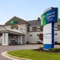 Holiday Inn Express & Suites N Fremont