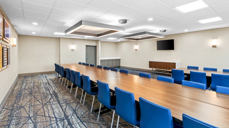 Holiday Inn Express Hotel & Suites Meeting