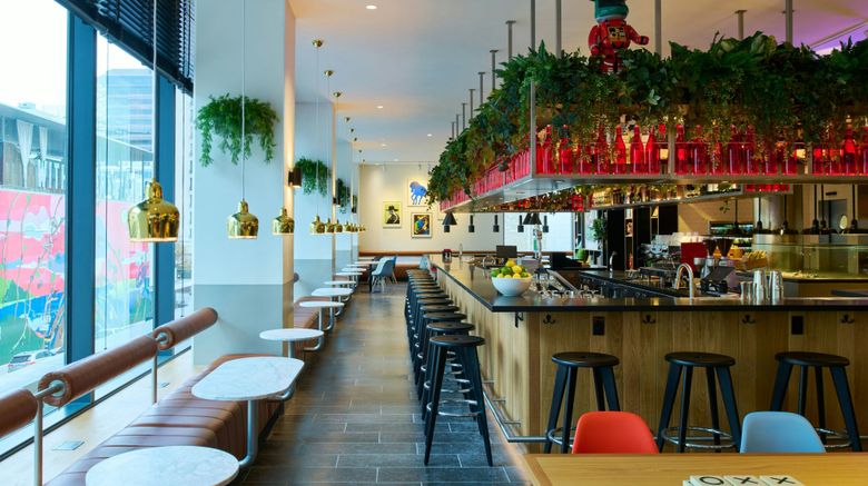 <b>citizenM Austin Downtown Restaurant</b>. Images powered by <a href="https://www.leonardoworldwide.com/" title="Leonardo Worldwide" target="_blank">Leonardo</a>.