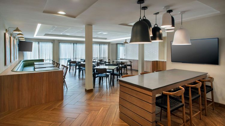Fairfield Inn & Suites Somerset Restaurant