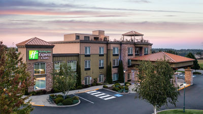 Holiday Inn Express & Suites Sequim
