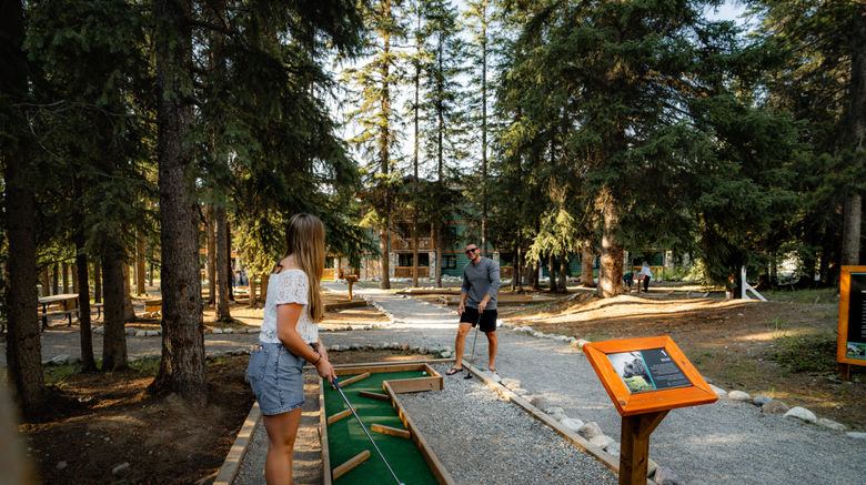 <b>Lake Louise Inn Golf</b>. Images powered by <a href="https://www.leonardoworldwide.com/" title="Leonardo Worldwide" target="_blank">Leonardo</a>.