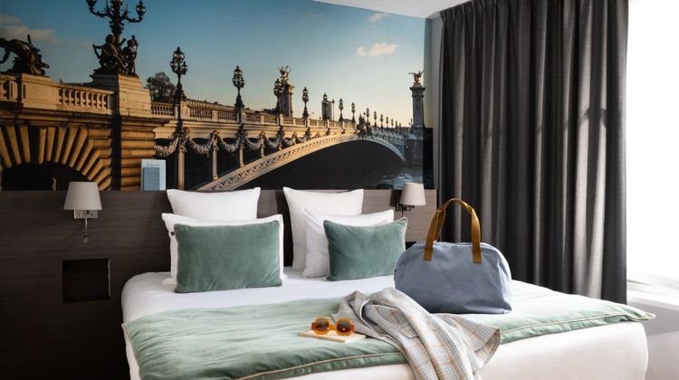Midnight Hotel Paris Room