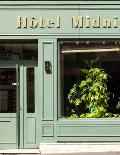 Midnight Hotel Paris