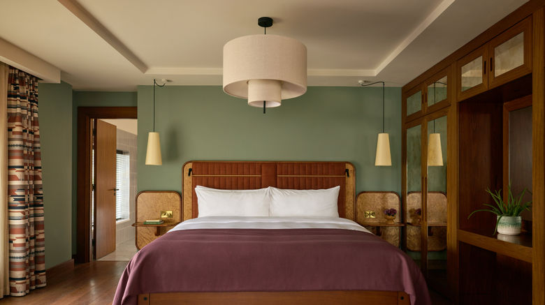 <b>Sir Devonshire Square Suite</b>. Images powered by <a href="https://www.leonardoworldwide.com/" title="Leonardo Worldwide" target="_blank">Leonardo</a>.