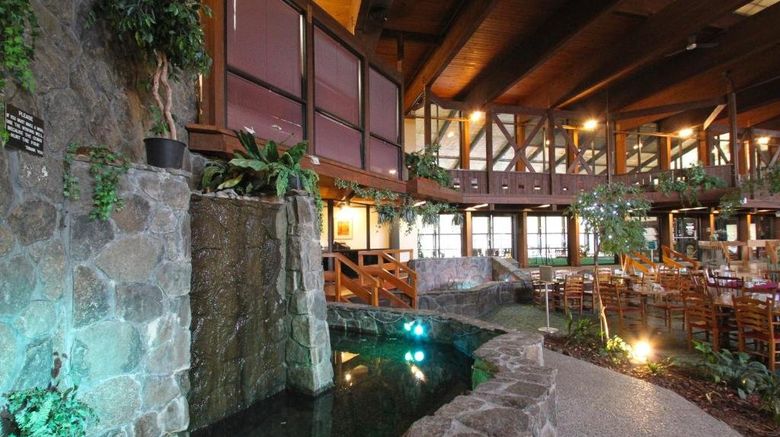 <b>Fireside Inn & Suites Lobby</b>. Images powered by <a href="https://www.leonardoworldwide.com/" title="Leonardo Worldwide" target="_blank">Leonardo</a>.
