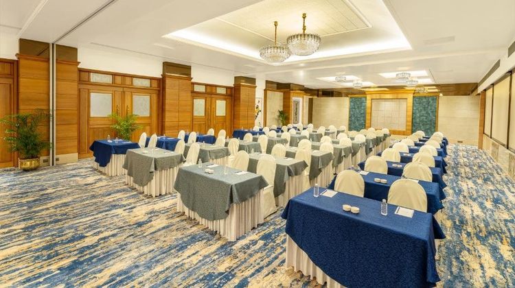 Kohinoor Continental Lobby