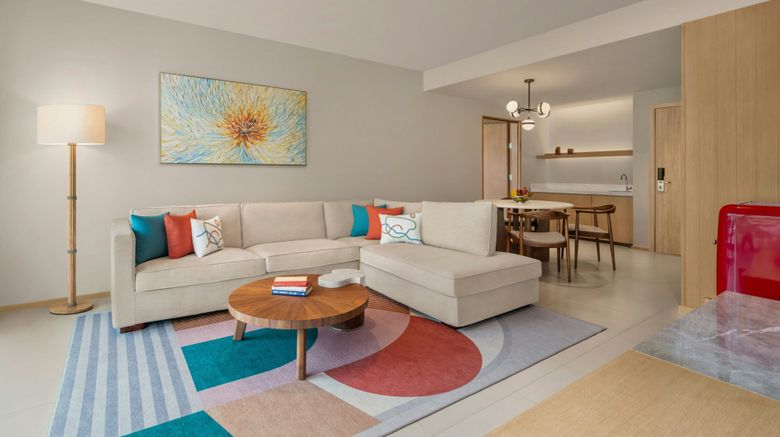 <b>Le Meridien Phuket Mai Khao Beach Resort Suite</b>. Images powered by <a href="https://www.leonardoworldwide.com/" title="Leonardo Worldwide" target="_blank">Leonardo</a>.