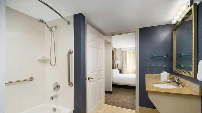 <b>Residence Inn Seattle Northeast/Bothell Room</b>. Images powered by <a href="https://www.leonardoworldwide.com/" title="Leonardo Worldwide" target="_blank">Leonardo</a>.