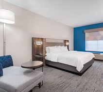 Holiday Inn Express Columbus Edinburgh Room