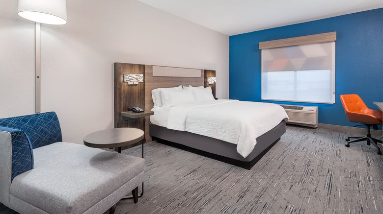 <b>Holiday Inn Express Columbus Edinburgh Room</b>. Images powered by <a href="https://www.leonardoworldwide.com/" title="Leonardo Worldwide" target="_blank">Leonardo</a>.