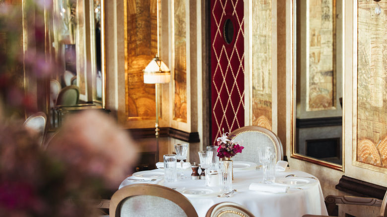 <b>The Hotel Fouquet's Barriere Restaurant</b>. Images powered by <a href="https://www.leonardoworldwide.com/" title="Leonardo Worldwide" target="_blank">Leonardo</a>.