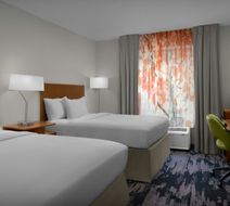 Fairfield Inn & Suites Emporia I-95 Room