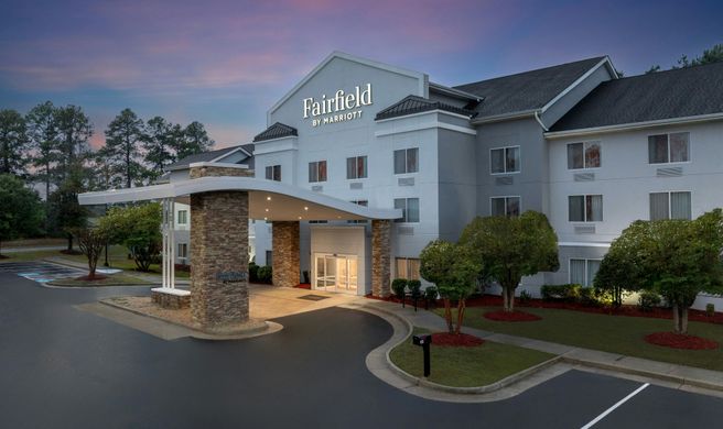 Fairfield Inn & Suites Emporia I-95 Exterior