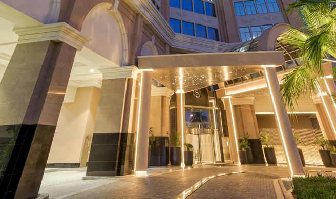 Sheraton Mall of the Emirates Hotel Exterior