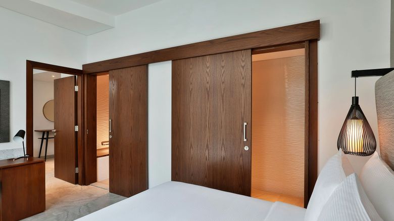 <b>The First Collection Waterfront Suite</b>. Images powered by <a href="https://www.leonardoworldwide.com/" title="Leonardo Worldwide" target="_blank">Leonardo</a>.