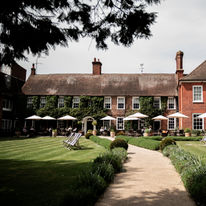Bush Hotel Farnham
